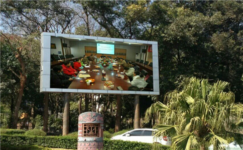 成都led戶(hù)外全彩屏選用什么型號(hào)的比較好？